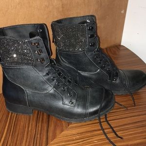 Guess combat boots